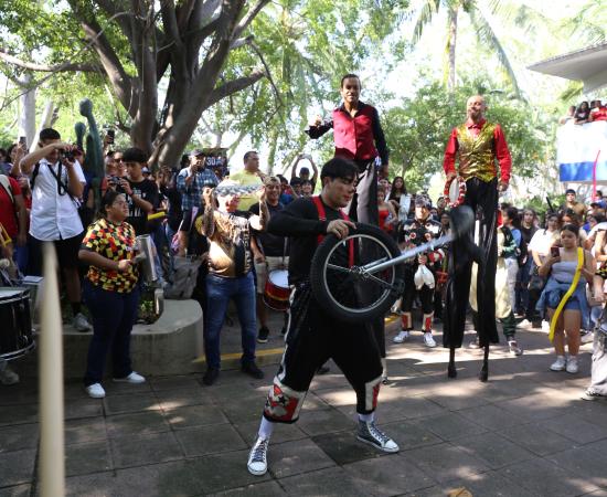 CUCosta vive gran fiesta por 30 Años de la Red Universitaria